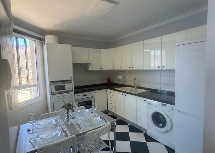 Maravilloso Duplex Frente Al Mar Con Parking Propio A Pie De Playa Апартаменты Радазул